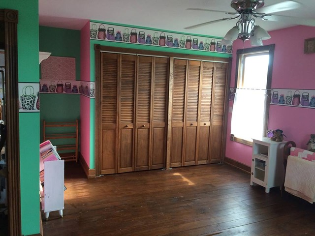 1645 Maytown Road Sublette, IL 61367 - Photo 15 of 21 a view of a livingroom with furniture and window