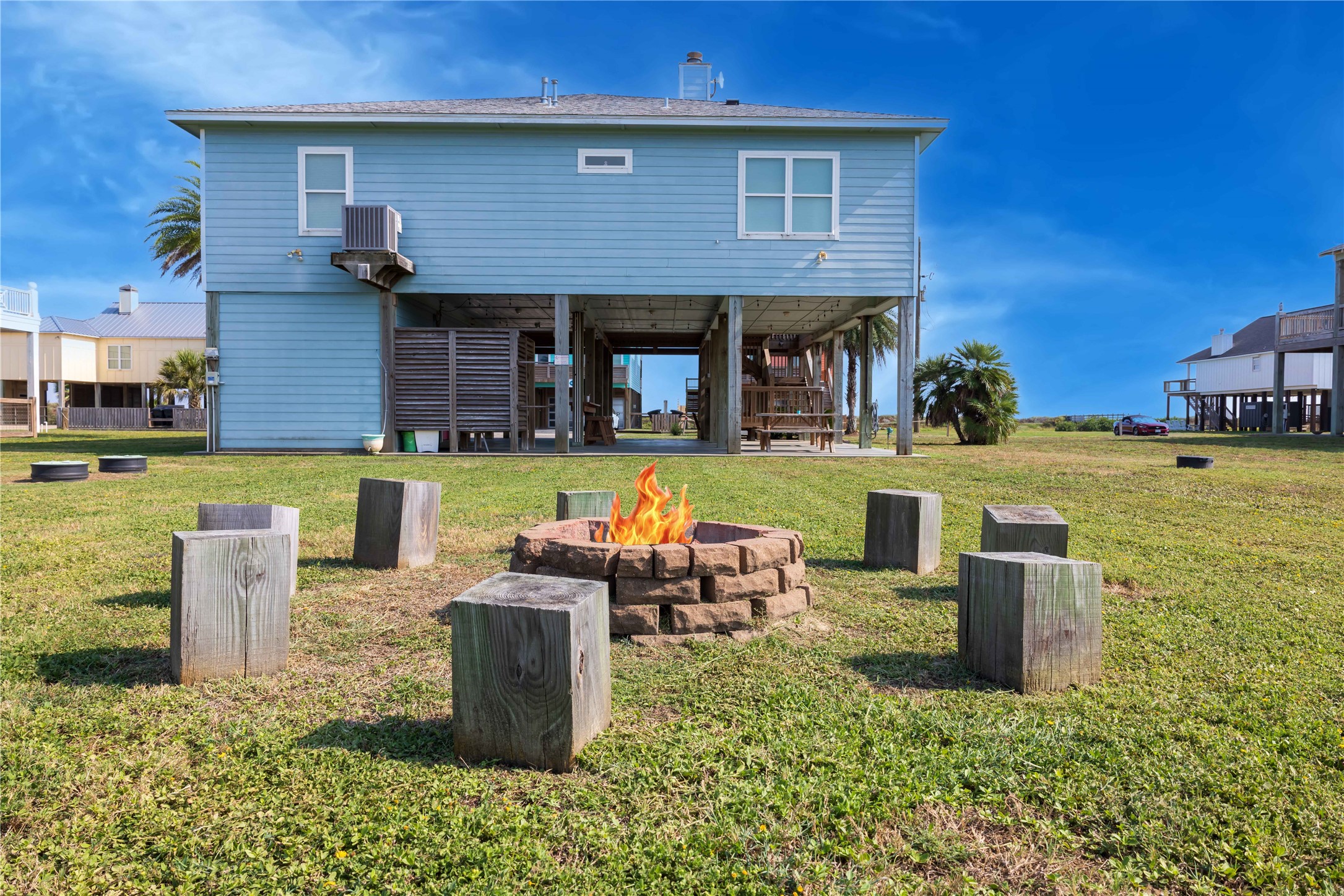 449 Atkinson Street Crystal Beach, TX 77650 - Photo 15 of 23 Gallery Image 15