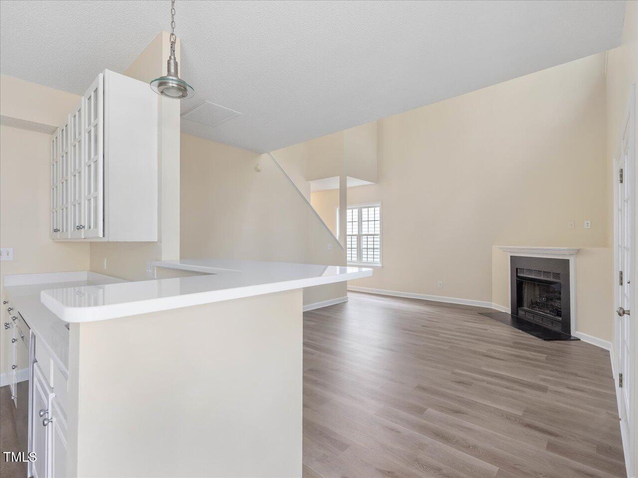 1928 Shadow Glen Drive Raleigh, NC 27604 - Photo 14 of 60 14-Breakfast Bar