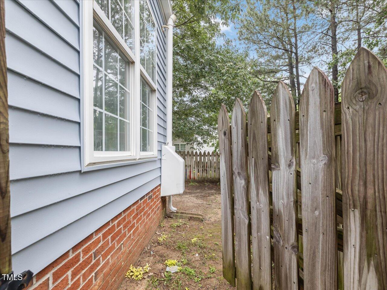 1928 Shadow Glen Drive Raleigh, NC 27604 - Photo 46 of 60 46-Fenced Yard