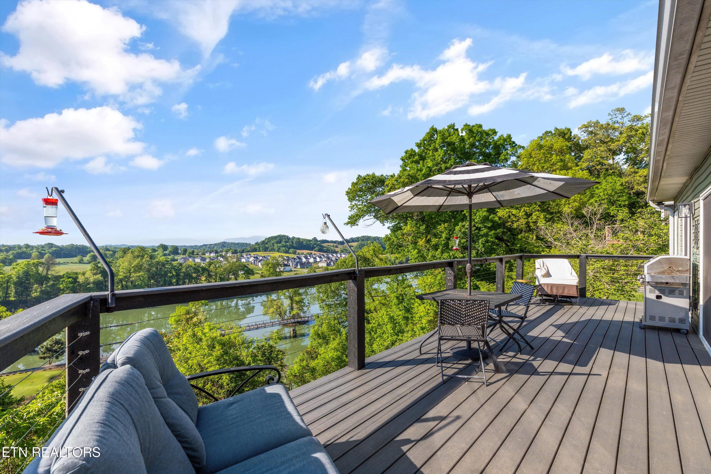 9828 Kodak Road Kodak, TN 37764 - Photo 2 of 46 Upper Level Porch