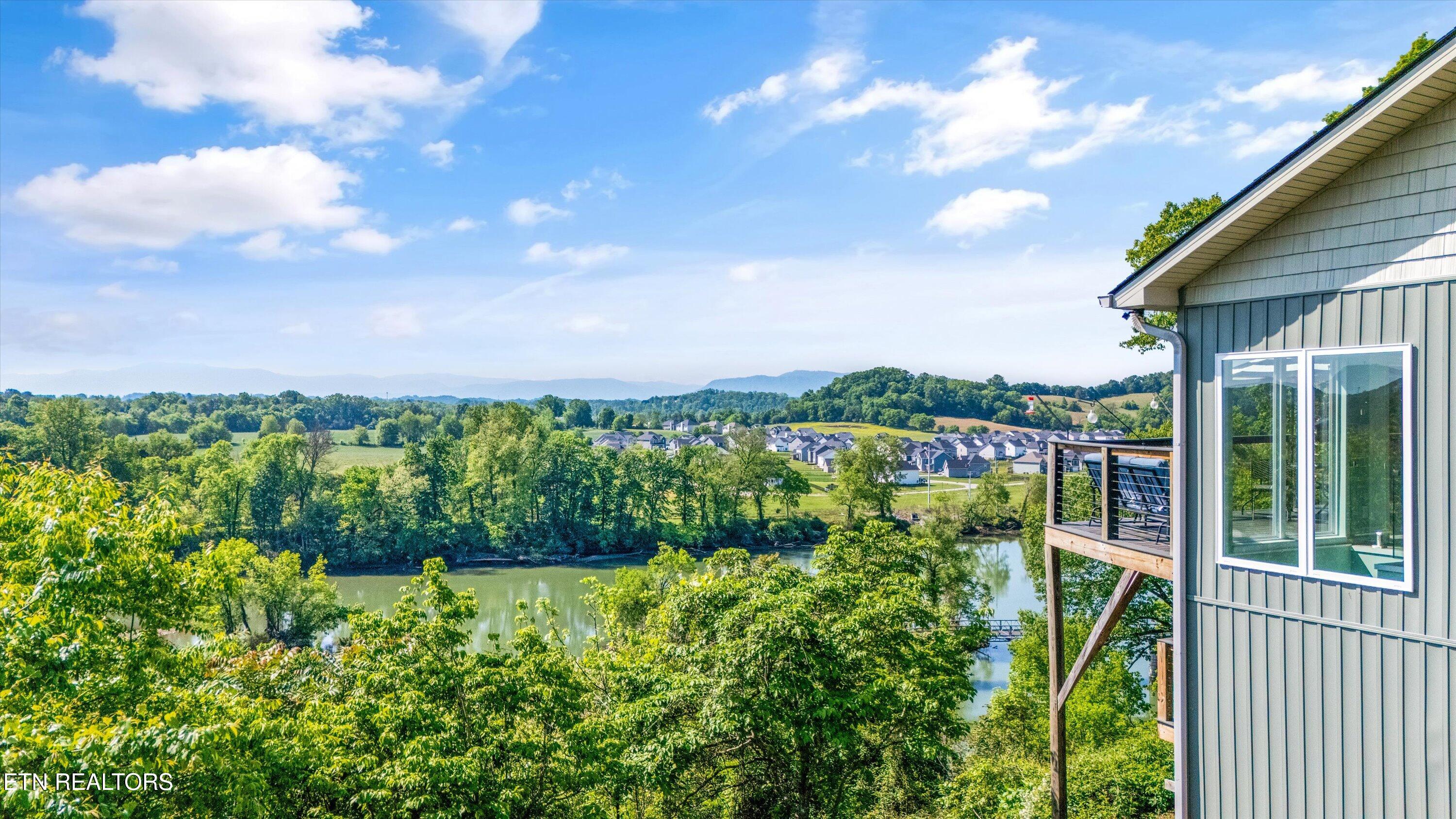 9828 Kodak Road Kodak, TN 37764 - Photo 37 of 46 9828 Kodak Rd