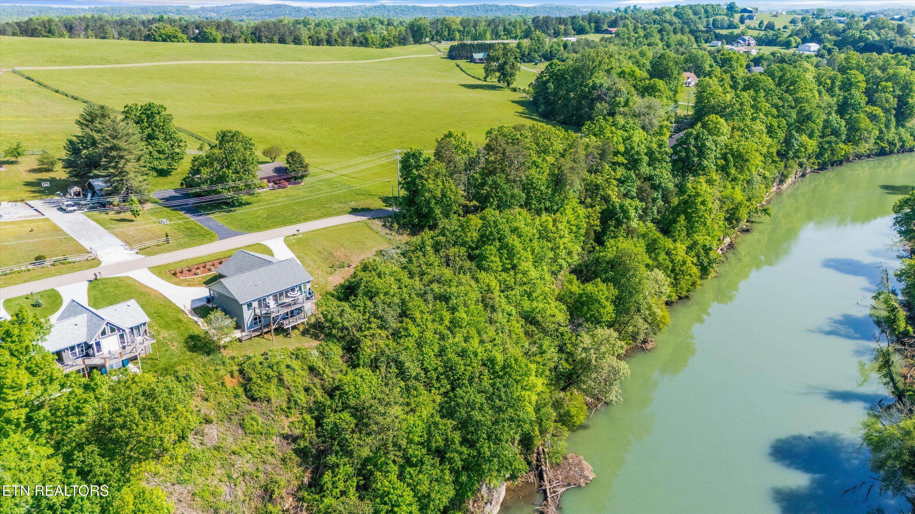 9828 Kodak Road Kodak, TN 37764 - Photo 46 of 46 9828 Kodak Rd