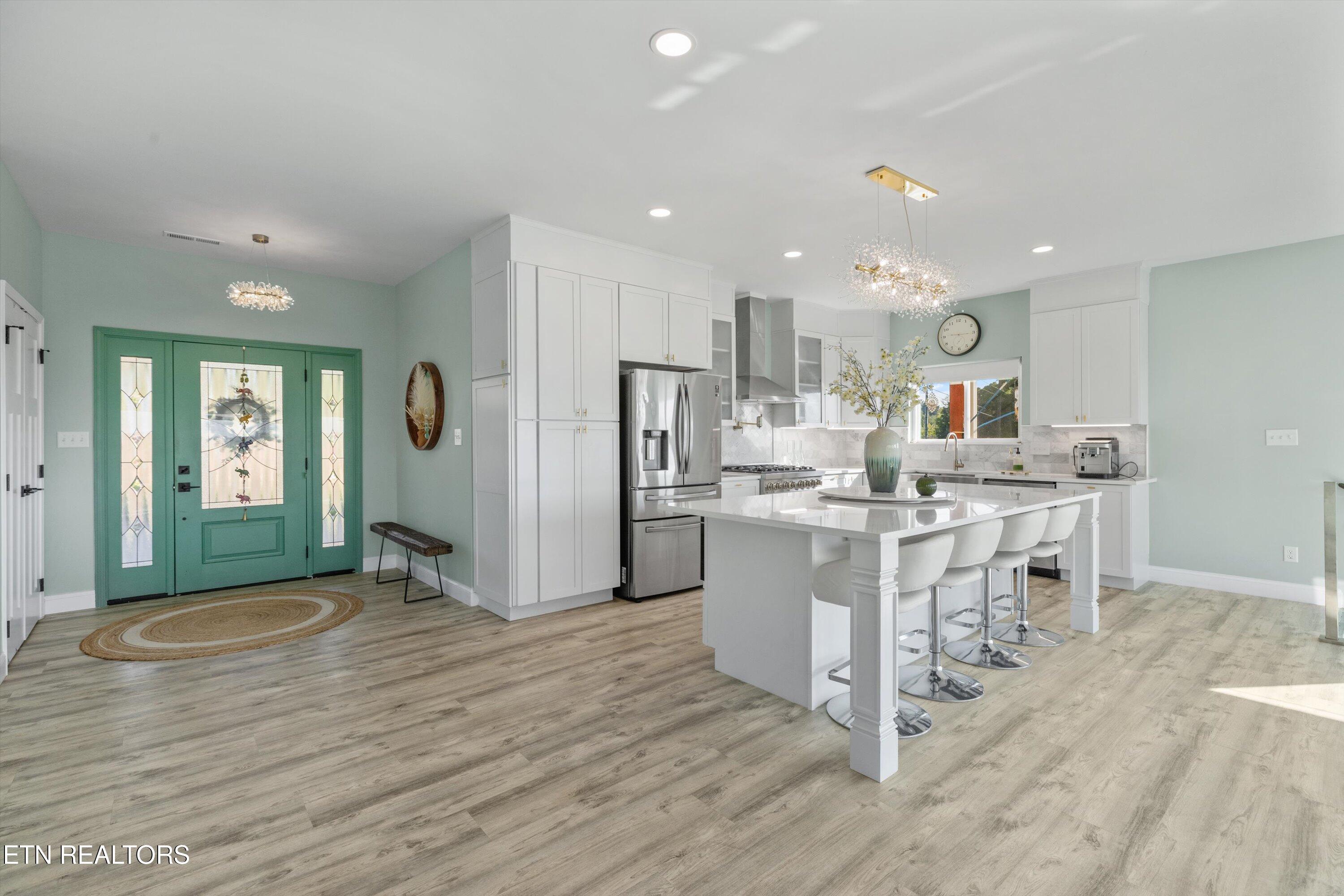 9828 Kodak Road Kodak, TN 37764 - Photo 9 of 46 Kitchen