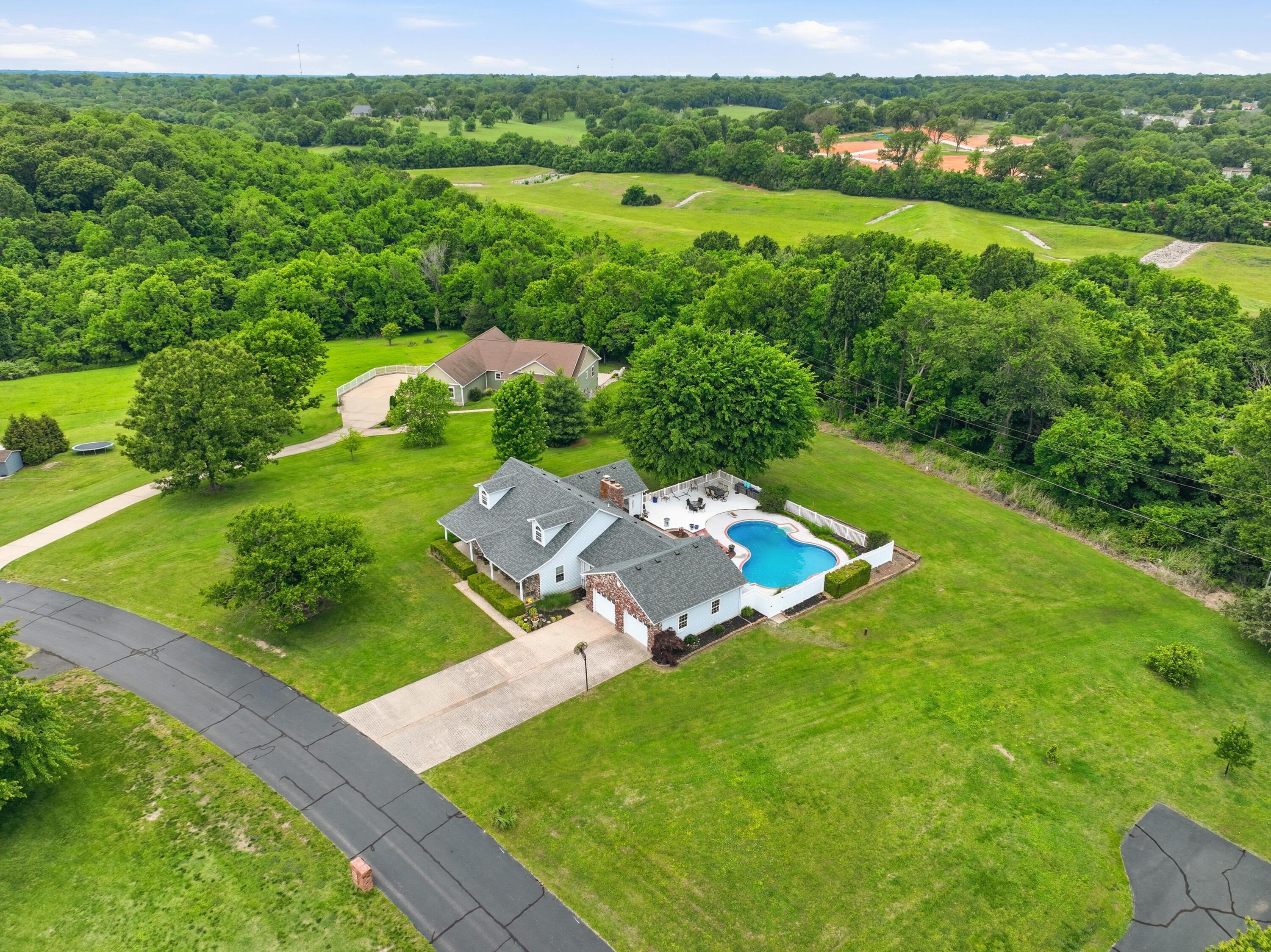 4071 Deer Ridge Street Neosho, MO 64850 - Photo 4 of 71 004