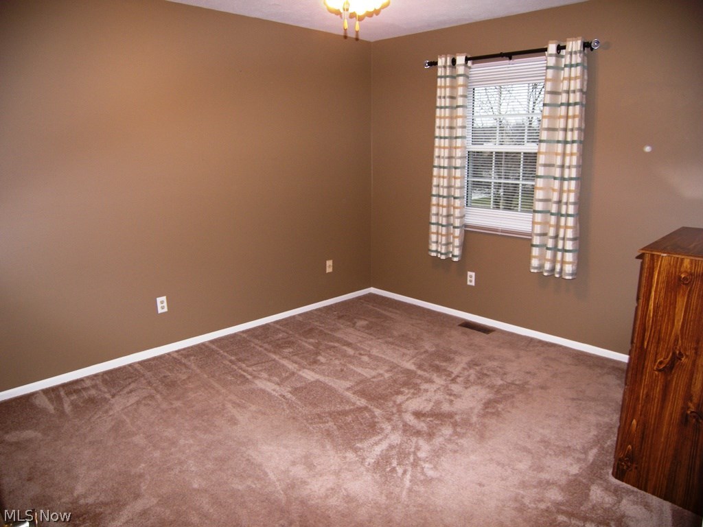 32105 Arthur Road Solon, OH 44139 - Photo 14 of 22 Bedroom #2
