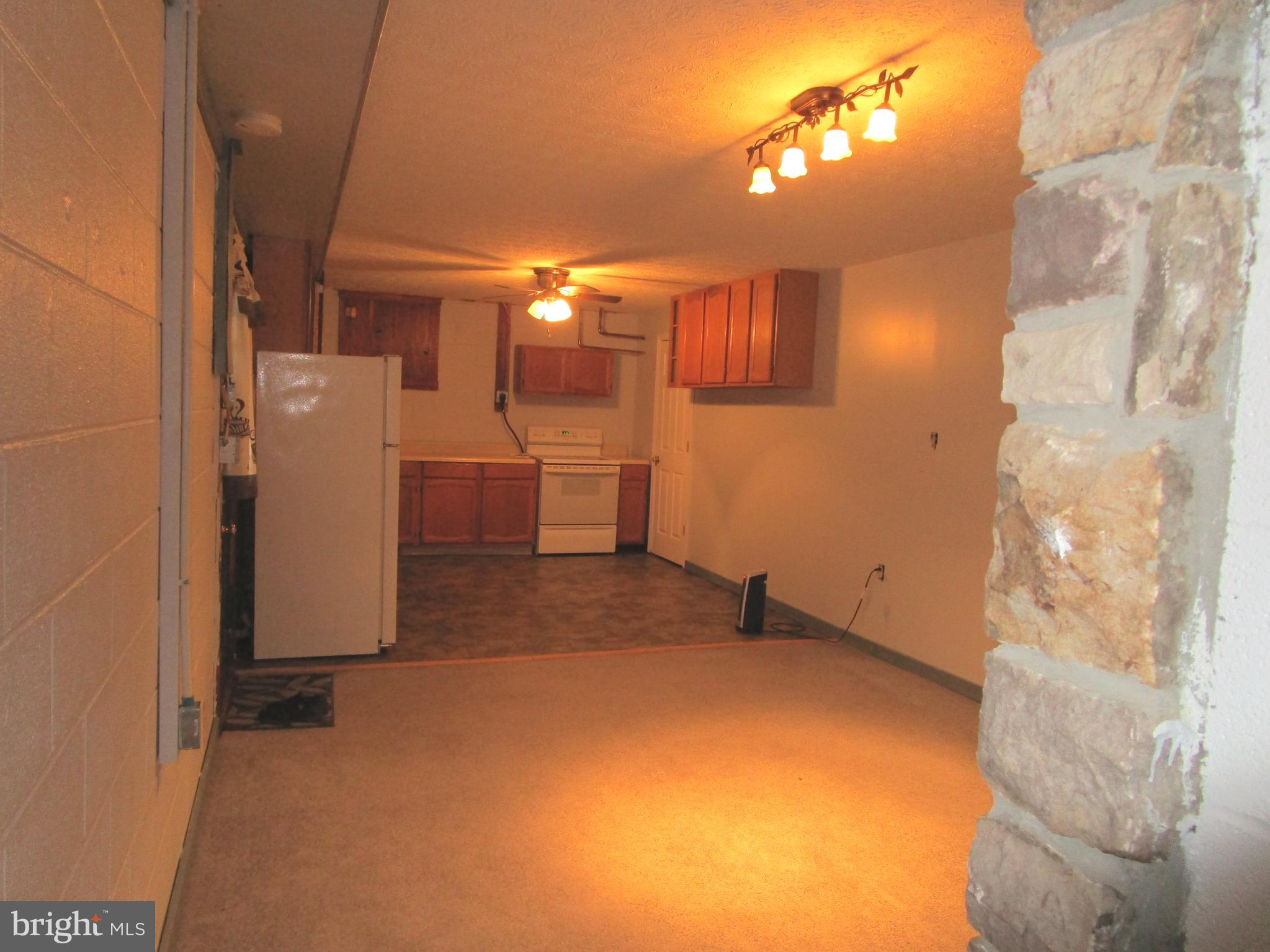 1346 Old Grade Road Strasburg, VA 22657 - Photo 2 of 9 KITCHEN