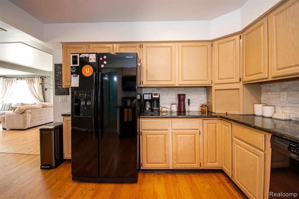 2835 Norton Lawn Street Rochester Hills, MI 48307 - Photo 11 of 38