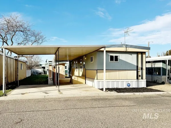 $85,900 | 1715 West Flamingo Avenue, Nampa, ID 83651