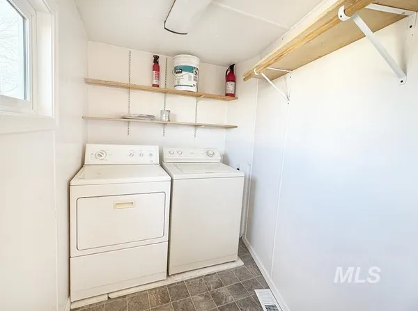 $85,900 | 1715 West Flamingo Avenue, Nampa, ID 83651