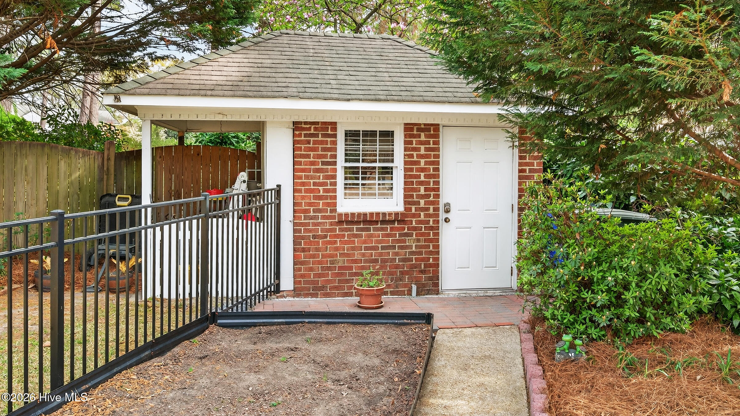 103 Kenilworth Road Greenville, NC 27858 - Photo 7 of 59 103 Kenilworth Road-55