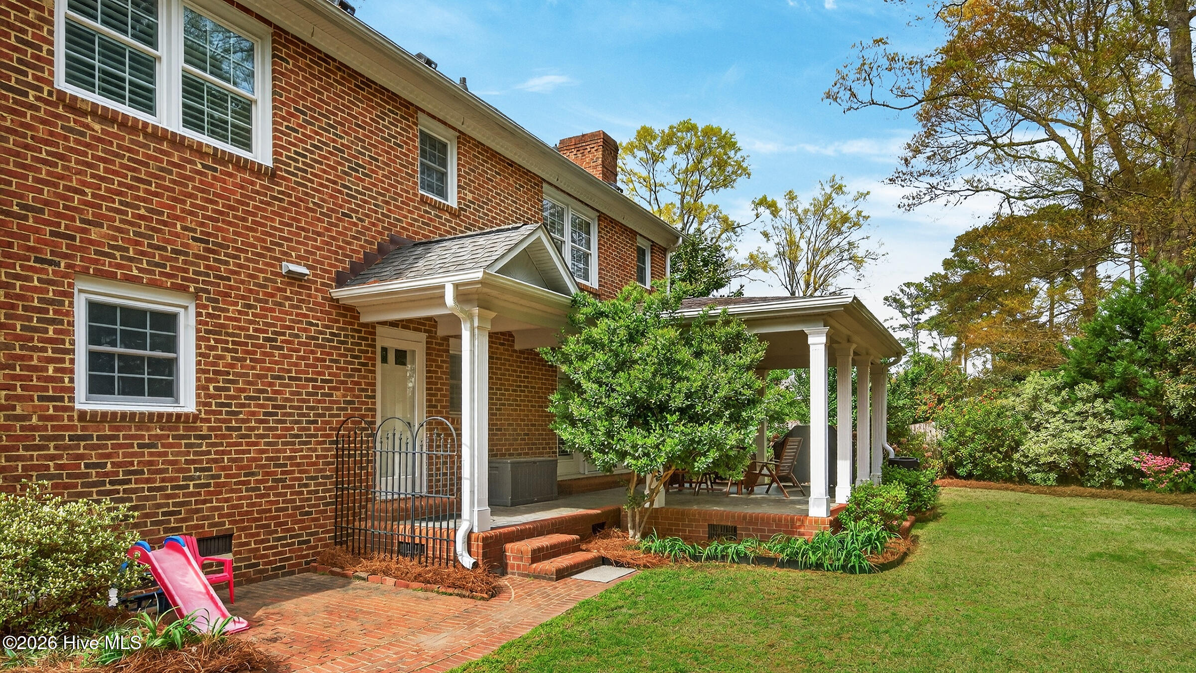 103 Kenilworth Road Greenville, NC 27858 - Photo 8 of 59 103 Kenilworth Road-52