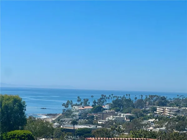 $9,950 | 462 Hilledge Drive, Laguna Beach, CA 92651