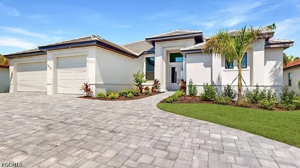 $776,900 | 2809 Cape Coral Parkway West, Cape Coral, FL 33914