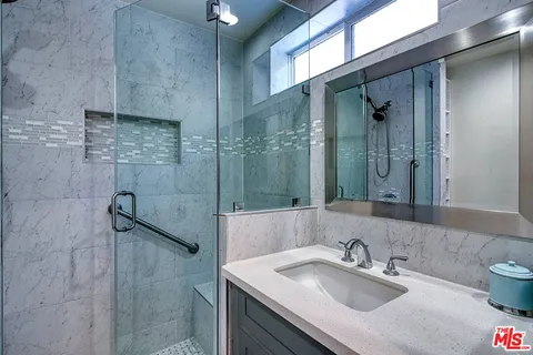 $5,000 | 30655 Lakefront Drive, Agoura Hills, CA 91301