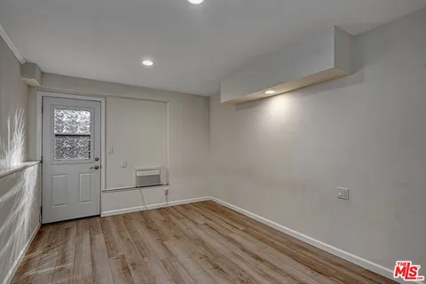 $5,000 | 30655 Lakefront Drive, Agoura Hills, CA 91301