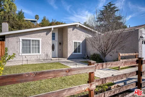 $5,000 | 30655 Lakefront Drive, Agoura Hills, CA 91301