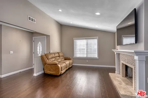 $5,000 | 30655 Lakefront Drive, Agoura Hills, CA 91301