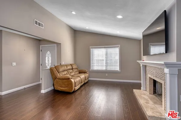 $5,000 | 30655 Lakefront Drive, Agoura Hills, CA 91301