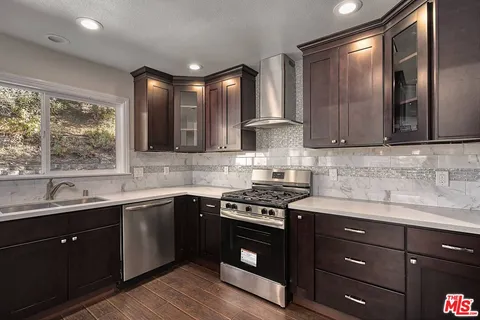 $5,000 | 30655 Lakefront Drive, Agoura Hills, CA 91301