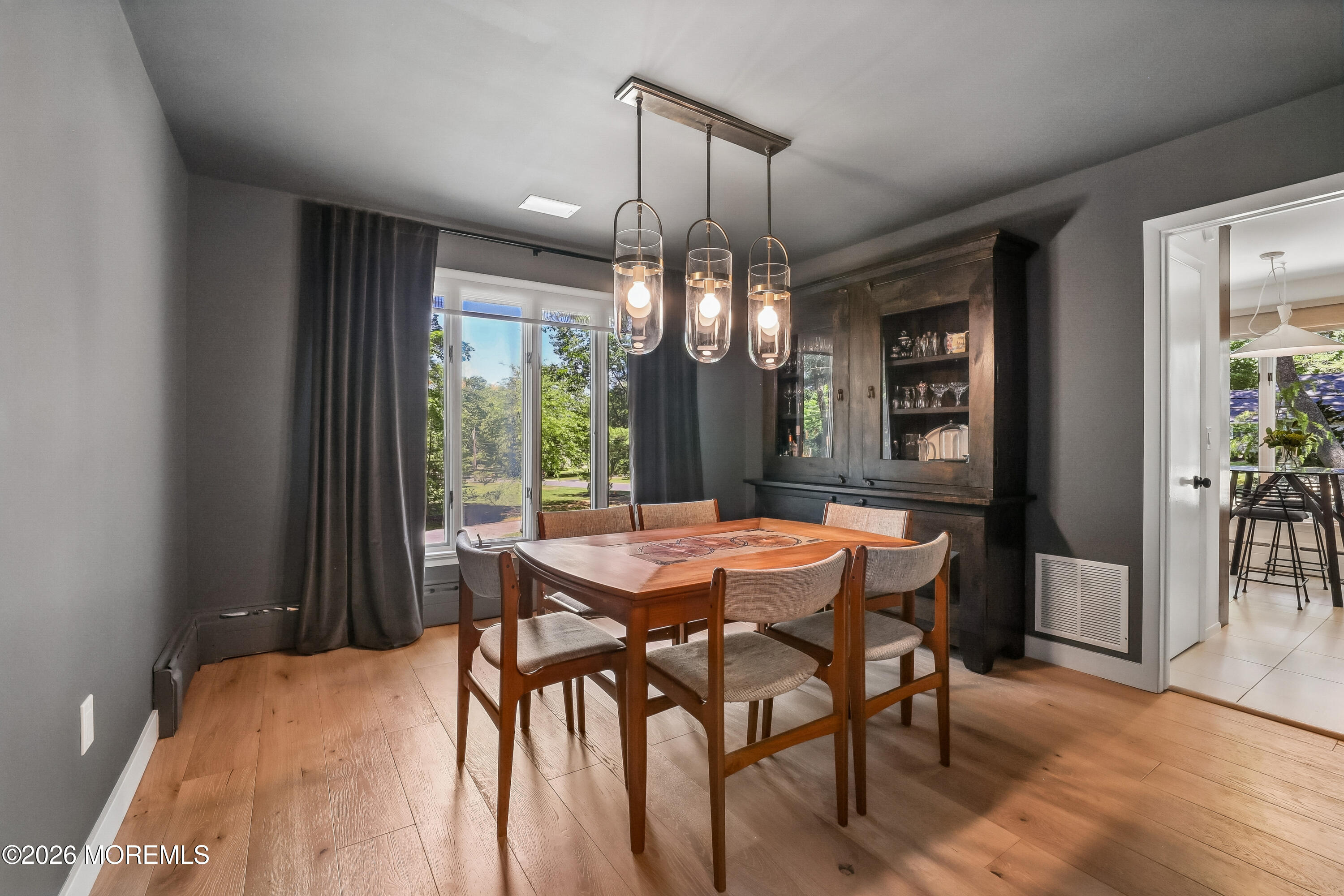 5 Coventry Square Holmdel, NJ 07733 - Photo 8 of 41 009