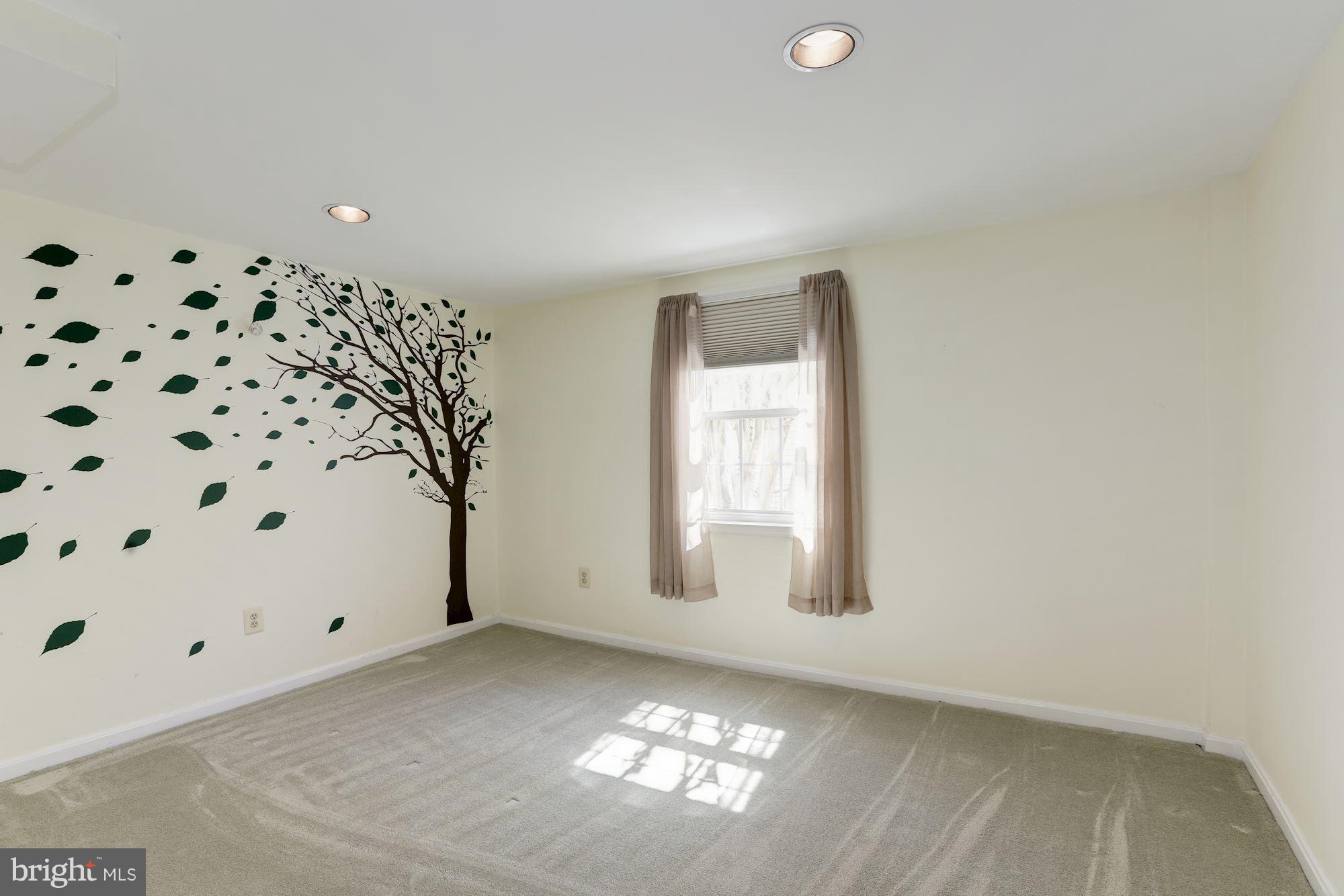 11713 Kingtree Street Silver Spring, MD 20902 - Photo 19 of 26 Basement Bedroom