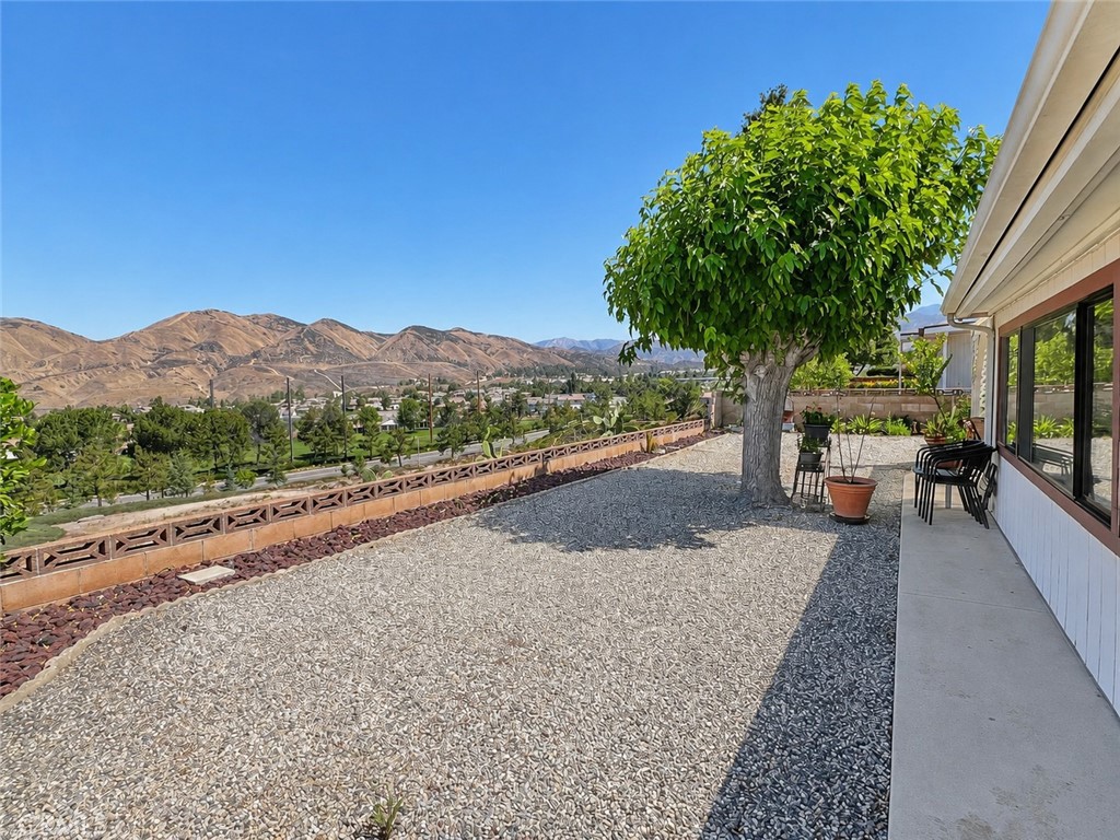 11934 Peach Tree Road Yucaipa, CA 92399 - Photo 33 of 35