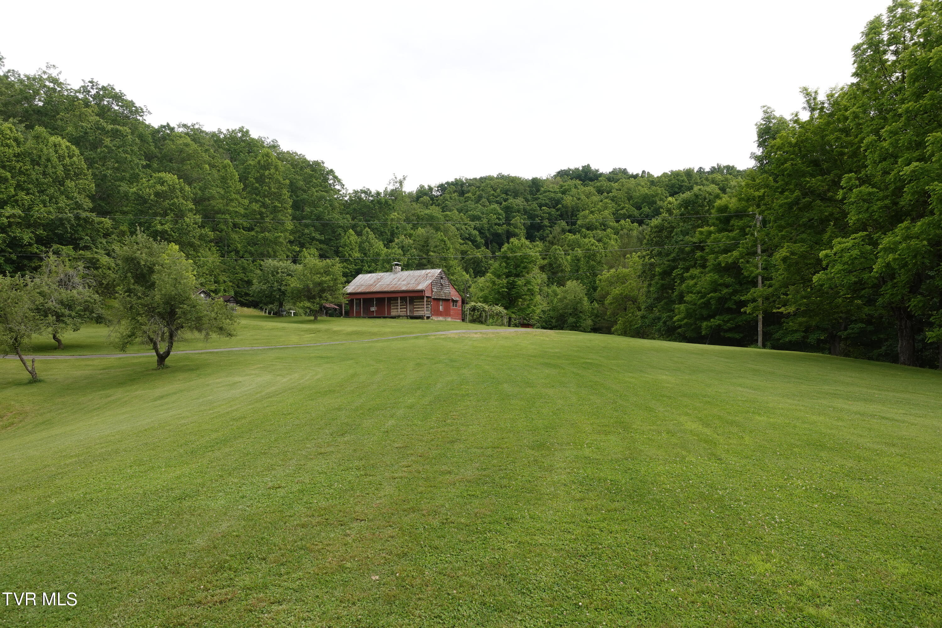 639 Dream Farm Road Birchleaf, VA 24220 - Photo 74 of 153 DSC00276