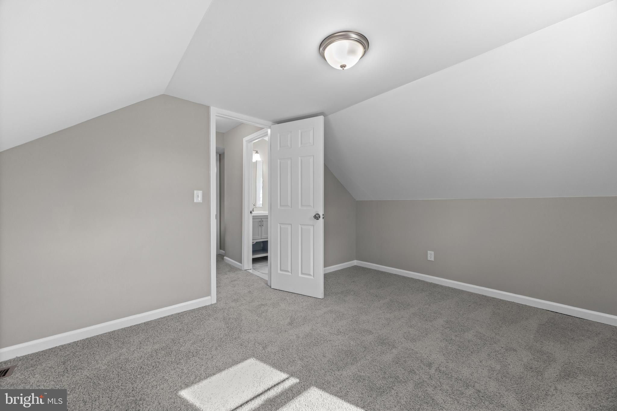 12 Edmondson Ridge Road Catonsville, MD 21228 - Photo 23 of 35