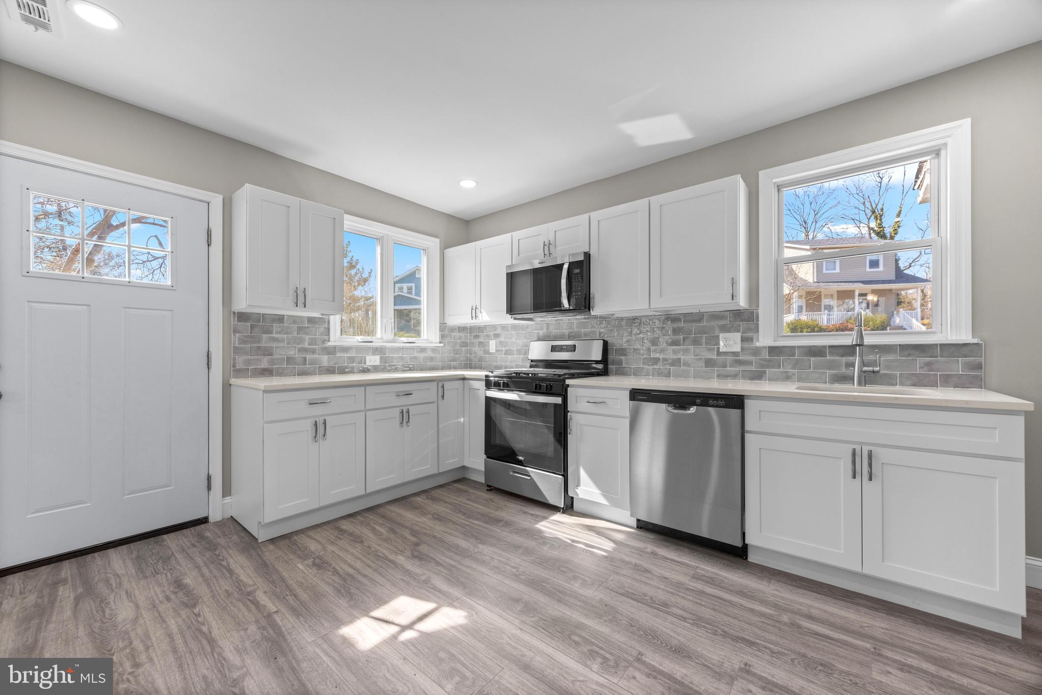 12 Edmondson Ridge Road Catonsville, MD 21228 - Photo 4 of 35