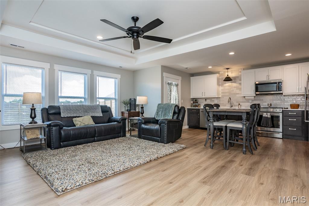 126 Bridgeport Drive Moro, IL 62067 - Photo 10 of 25