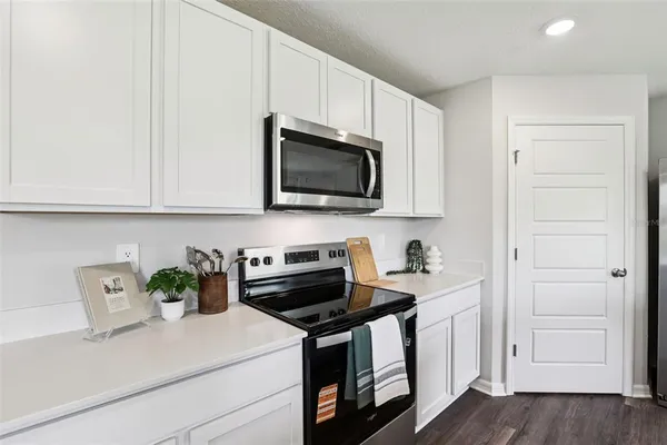 $316,990 | 206 Bull Frog Lane, Umatilla, FL 32784