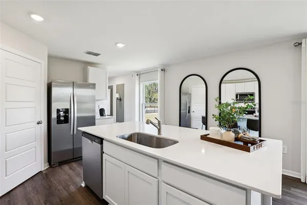 $316,990 | 206 Bull Frog Lane, Umatilla, FL 32784