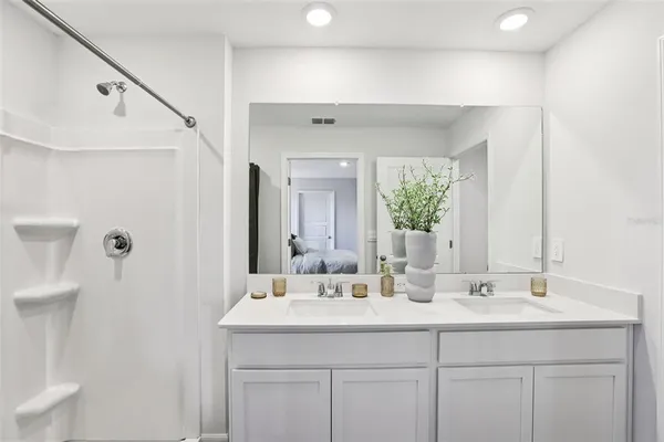 $316,990 | 206 Bull Frog Lane, Umatilla, FL 32784