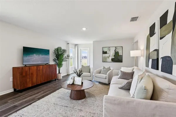 $316,990 | 206 Bull Frog Lane, Umatilla, FL 32784