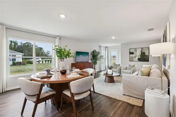 $316,990 | 206 Bull Frog Lane, Umatilla, FL 32784