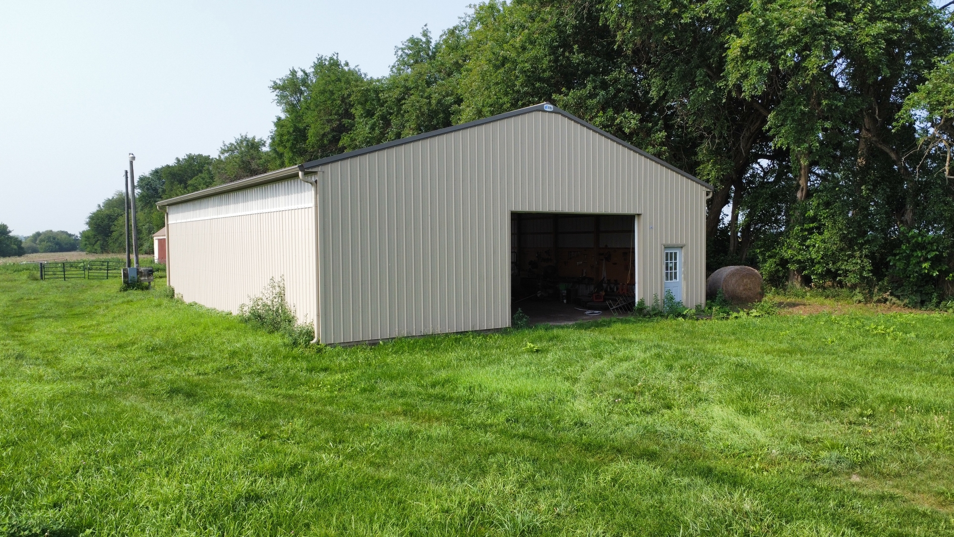 3176 East 1910 North Road Sheldon, IL 60966 - Photo 12 of 44 Gallery Image 12