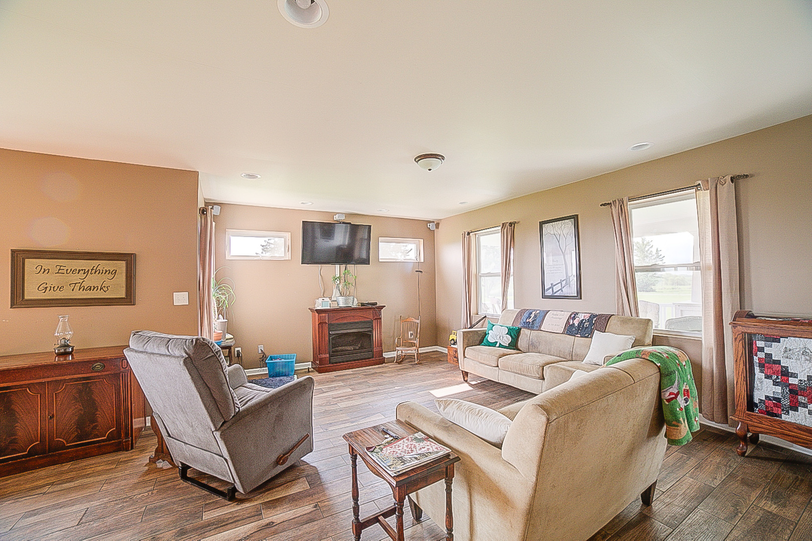 3176 East 1910 North Road Sheldon, IL 60966 - Photo 20 of 44 Gallery Image 20