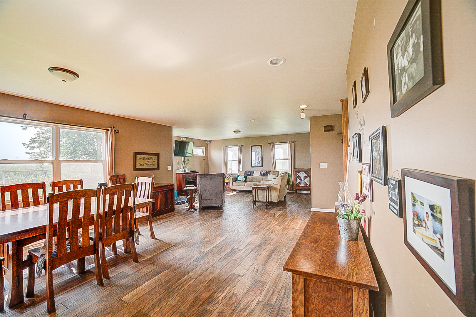 3176 East 1910 North Road Sheldon, IL 60966 - Photo 29 of 44 Gallery Image 29