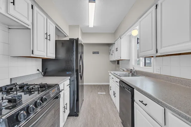 $219,900 | 203 Dakota Avenue, Ypsilanti, MI 48198