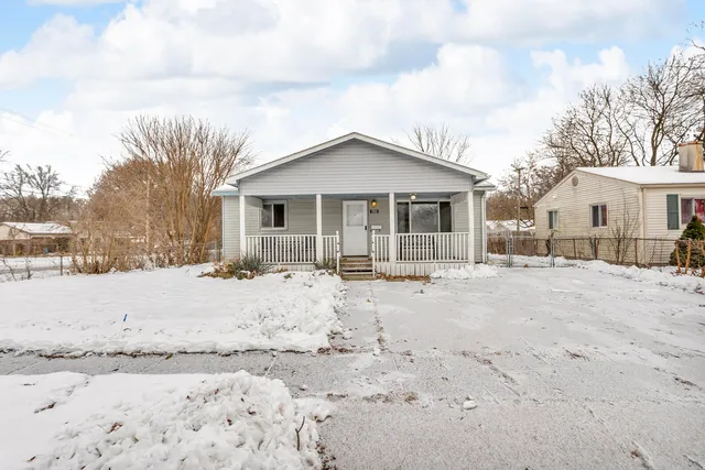 $219,900 | 203 Dakota Avenue, Ypsilanti, MI 48198