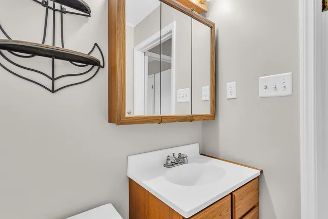 $219,900 | 203 Dakota Avenue, Ypsilanti, MI 48198