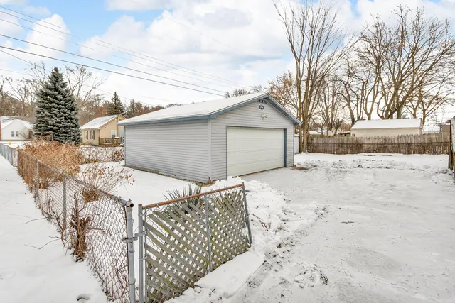 $219,900 | 203 Dakota Avenue, Ypsilanti, MI 48198