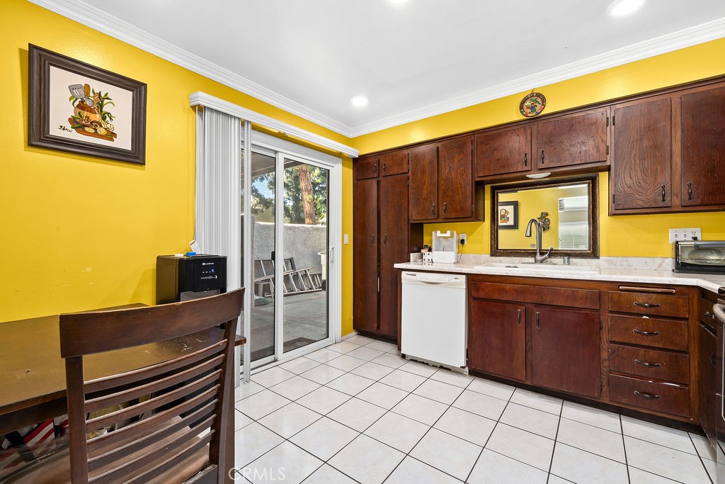 409 North Vía Roma Anaheim, CA 92806 - Photo 38 of 40