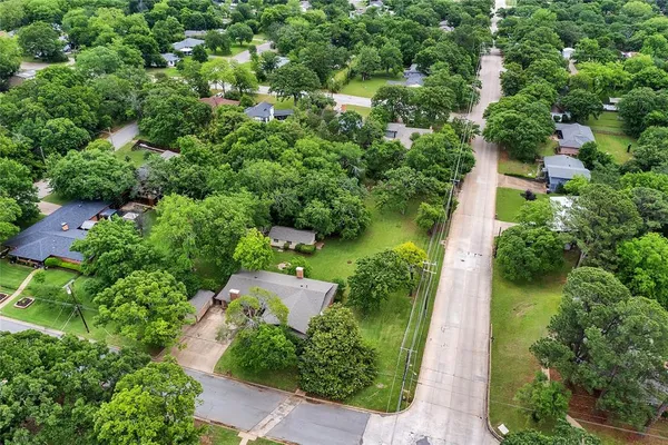 $399,000 | 930 South Maurice Avenue, Denison, TX 75020