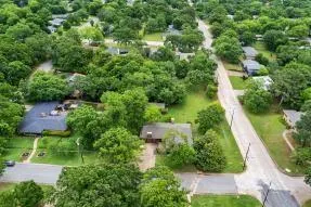 $399,000 | 930 South Maurice Avenue, Denison, TX 75020