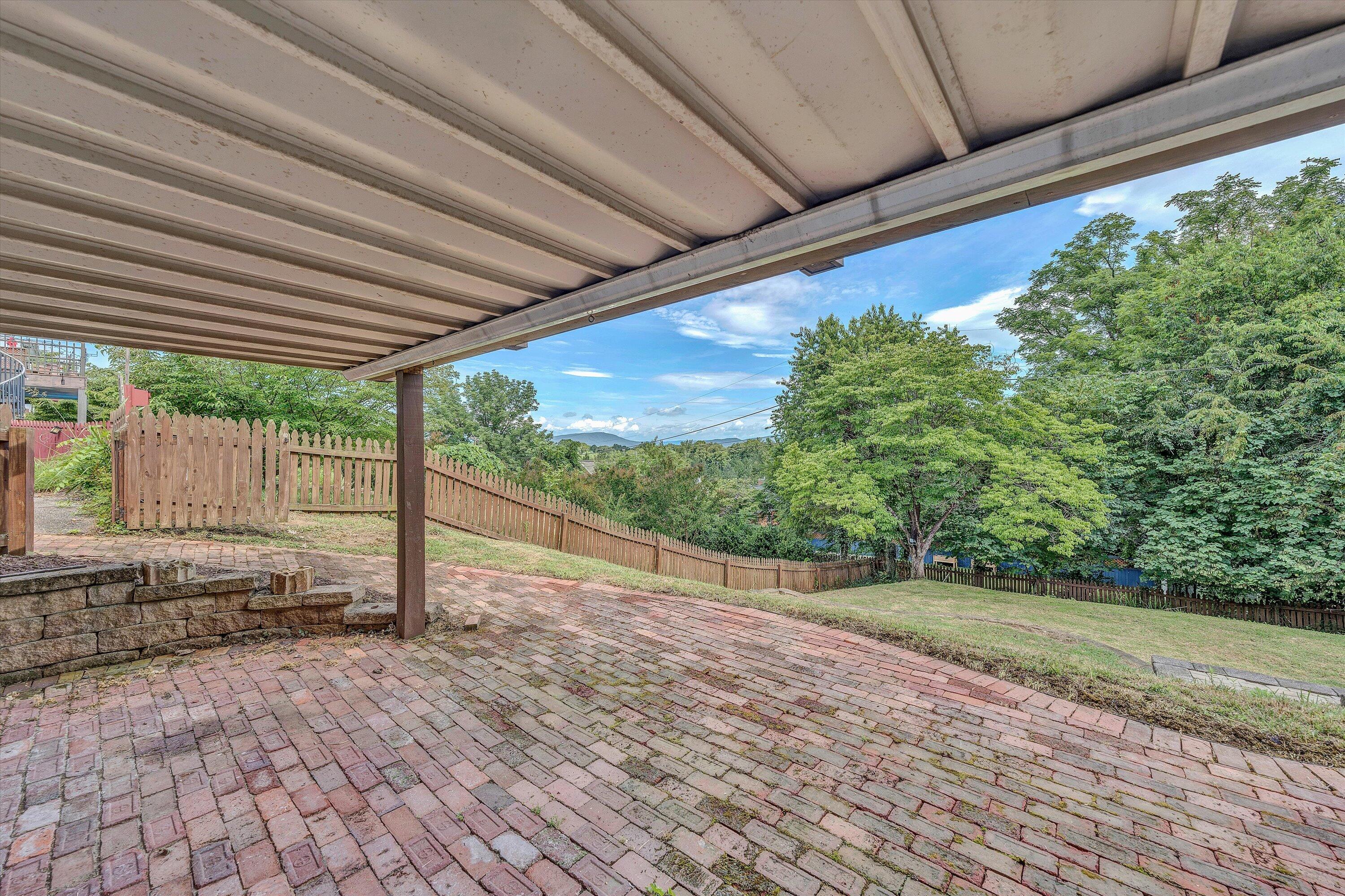 2323 Mt Vernon Road Southwest Roanoke, VA 24015 - Photo 38 of 51 38-DSC00700