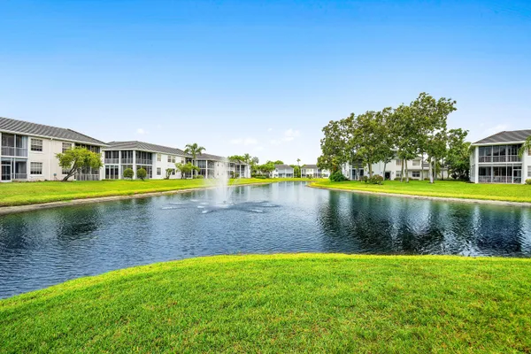 $650,000 | 5064 Lake Catalina Drive, Unit A, Boca Raton, FL 33496