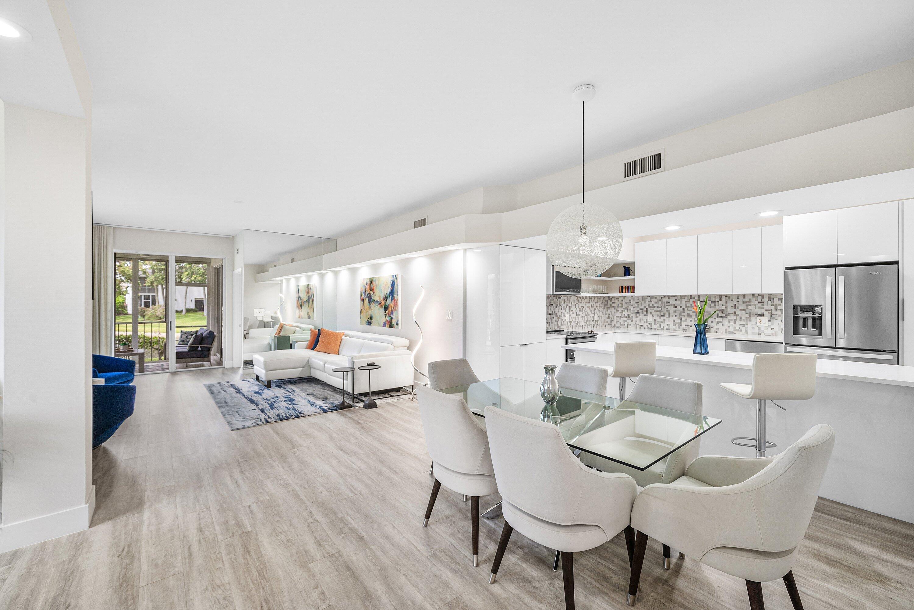 5064 Lake Catalina Drive, Unit A Boca Raton, FL 33496 - Photo 12 of 52 Dining area