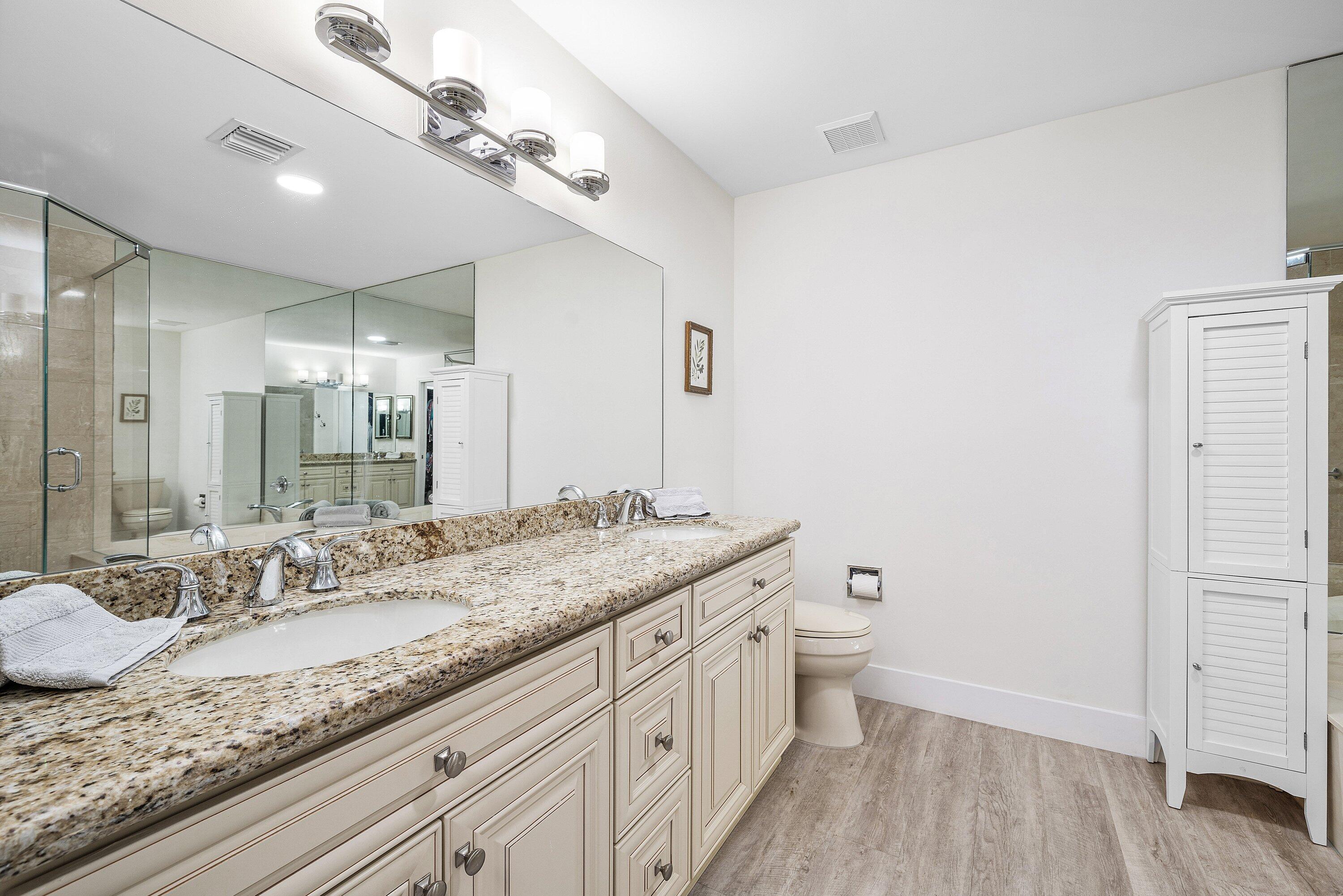 5064 Lake Catalina Drive, Unit A Boca Raton, FL 33496 - Photo 21 of 52 Primary Bath